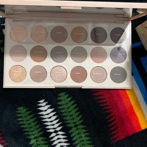 morphe truth or bare makeup pallet